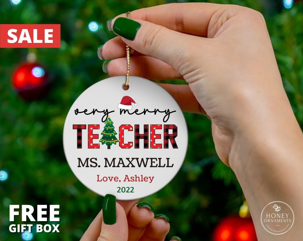 - Personalized Ornaments Store